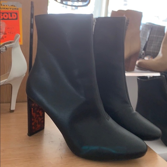 Boots - Picture 1 of 2